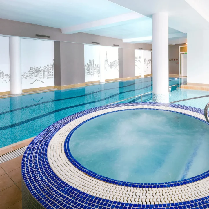 edimbourg 2026 caledonian spa leisure indoor pool